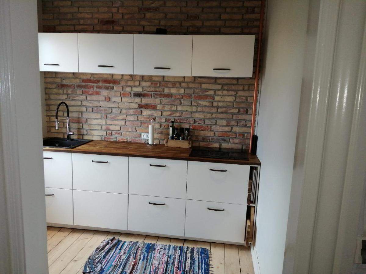 Cozy Villa-Apartment - Close To Aalborg Center - Free Citybikes And Parking Bagian luar foto